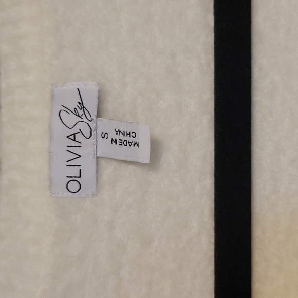 Women's small super soft ivory button down sweater - Picture 3 of 9